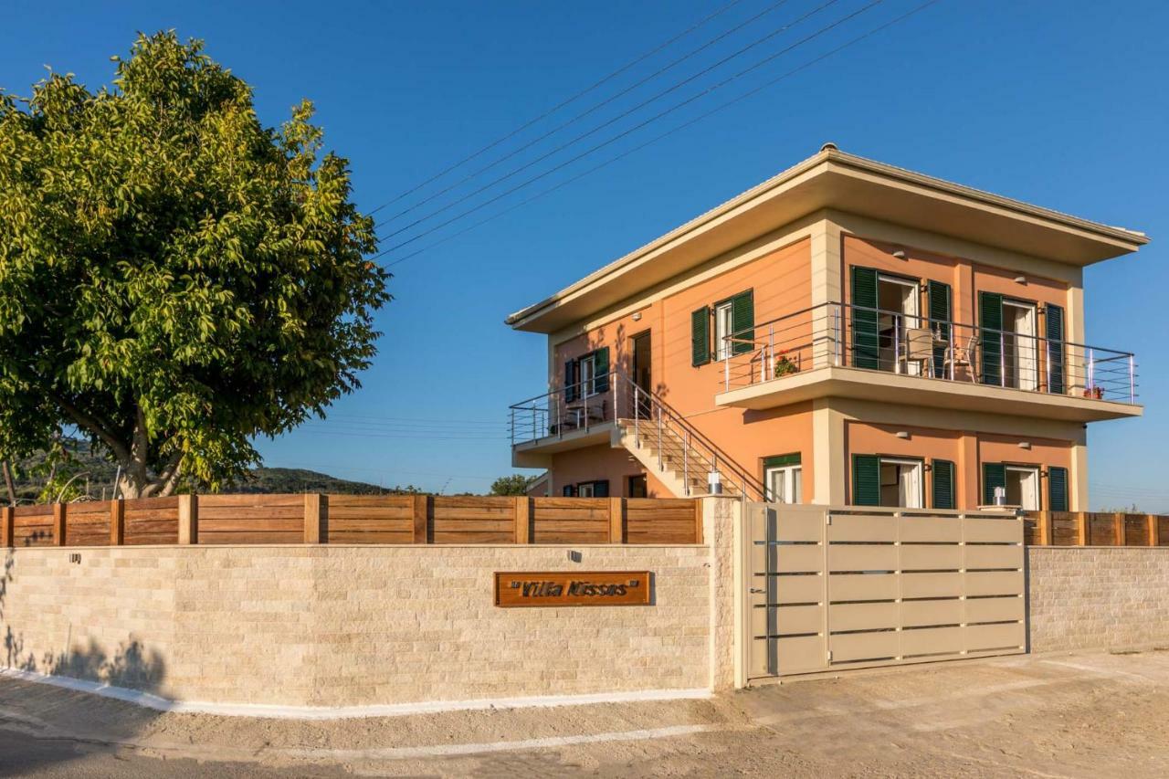 Villa Nissos Línia Buitenkant foto