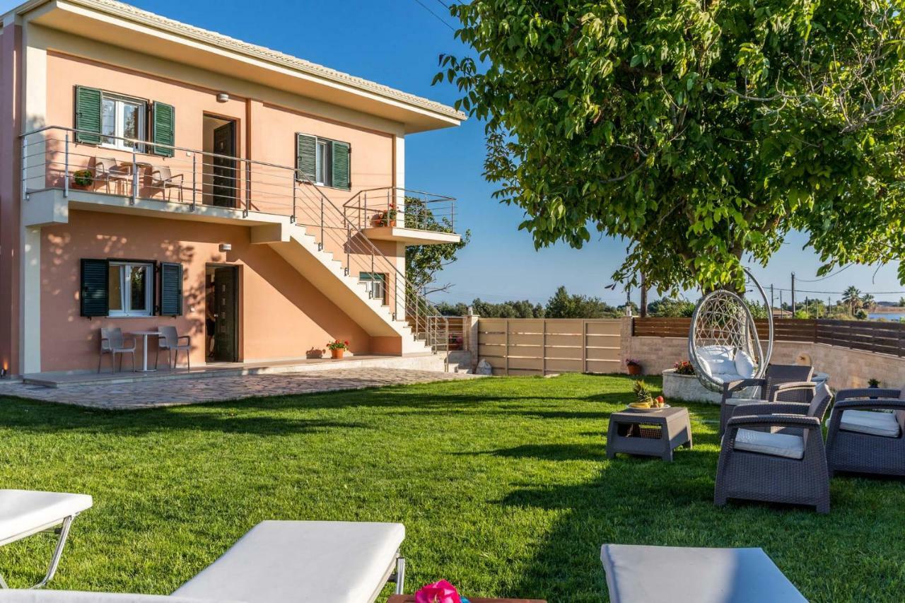 Villa Nissos Línia Buitenkant foto
