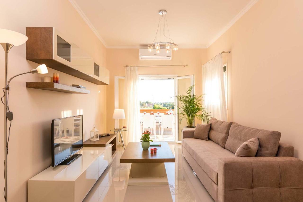 Villa Nissos Línia Buitenkant foto